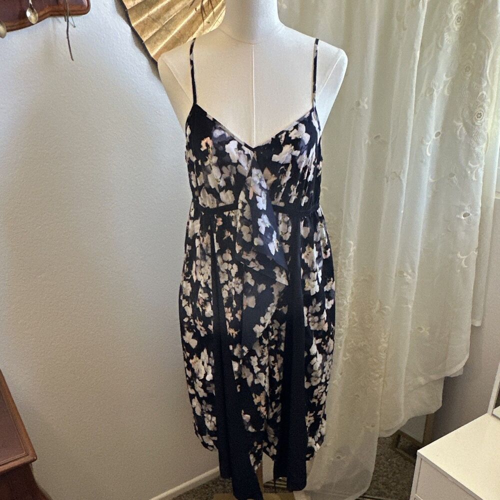 SimplyVera Vera Wang Navy Floral Asymmetrical Handkerchief Flowy Dress sz M